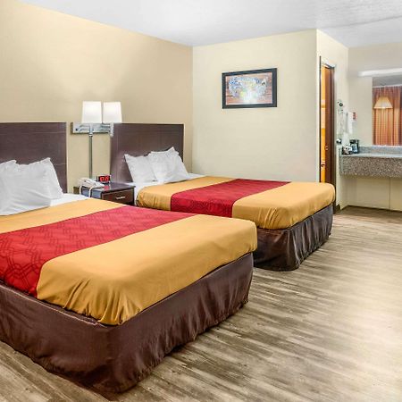 Econo Lodge Near Missouri University Of Science And Technology Ролла Экстерьер фото