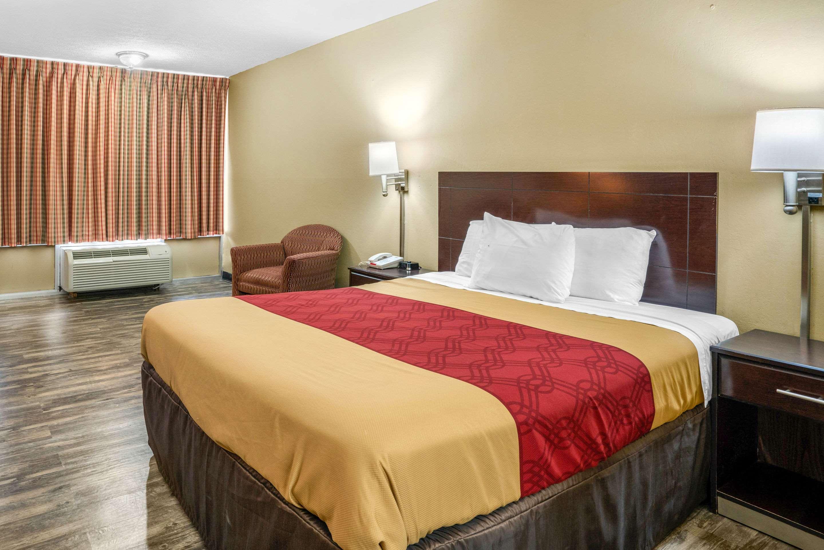 Econo Lodge Near Missouri University Of Science And Technology Ролла Экстерьер фото